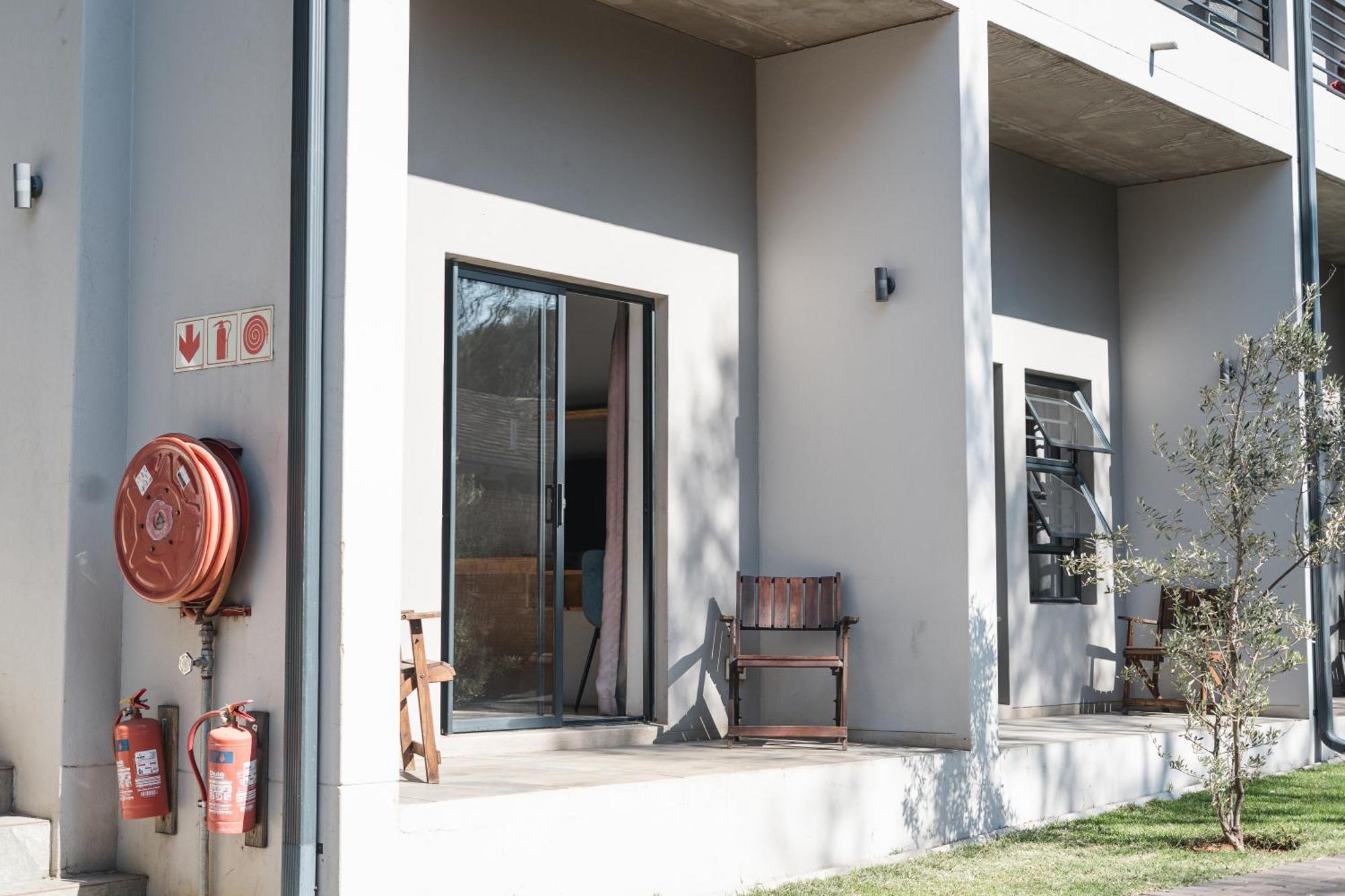 The Wild Peach - Menlyn Hotel Pretoria Exterior photo